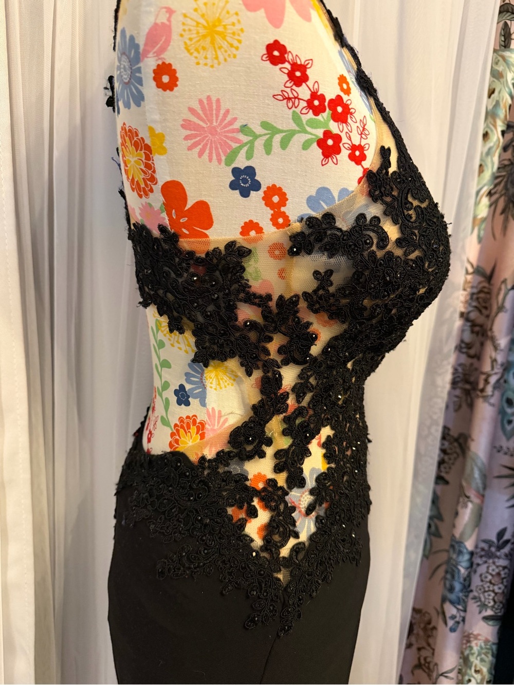 madison james Black Lace Appliqué Prom Gown - Picture 4 of 8